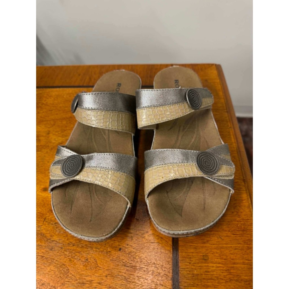 Romika Women's 7.5 Silver Beige Croc Embossed Slide Sandals Metallic Size 38